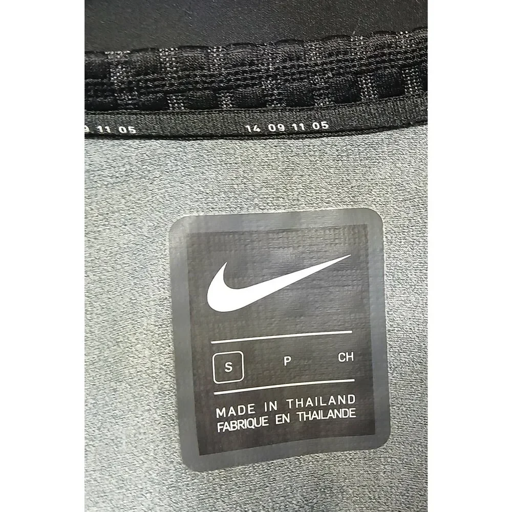 Nike mens small